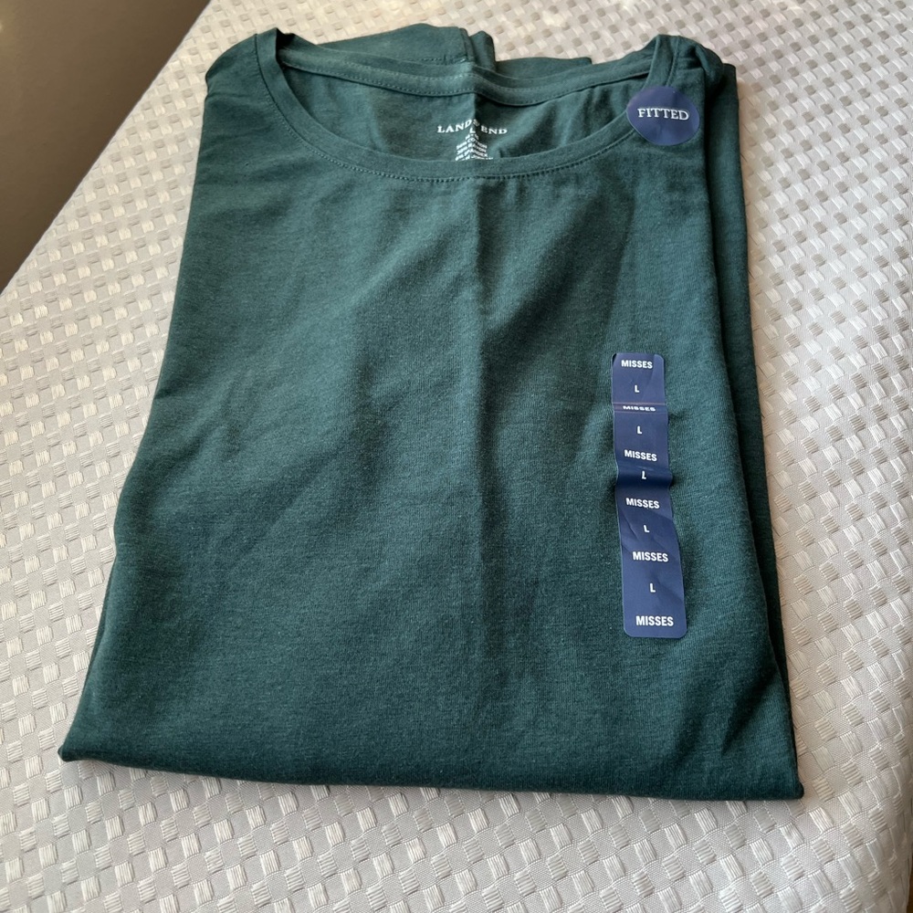 Lands' End Women's Fitted Forest Green,teal in color Long Sleeve Tee